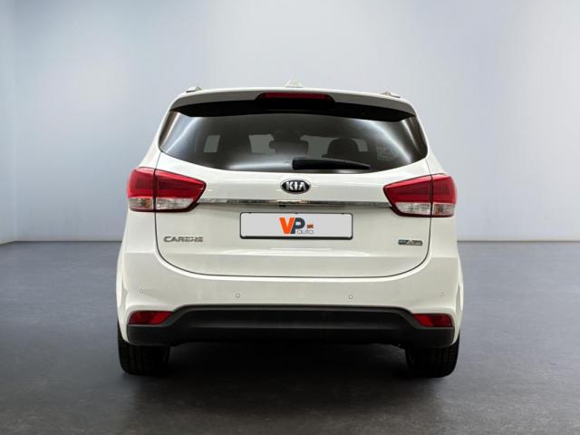 Kia Carens image 4