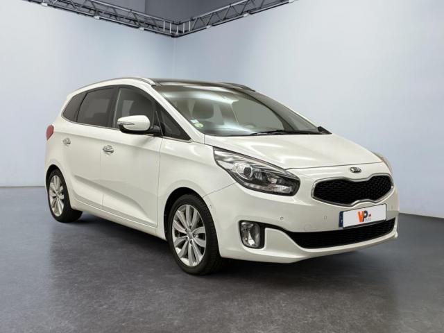Kia Carens image 6