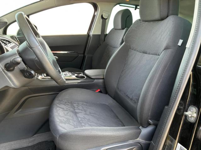 Peugeot 3008 image 2