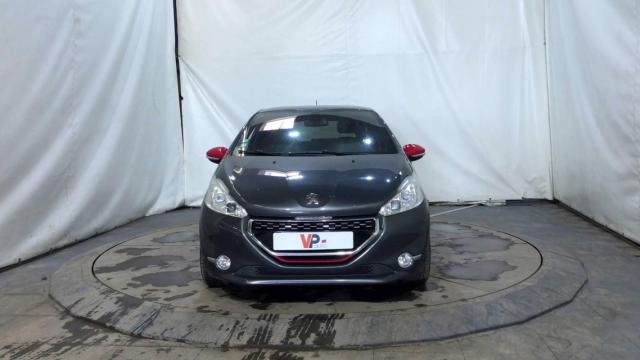 Peugeot 208 image 2