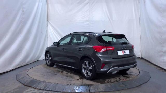 Ford Focus image 8