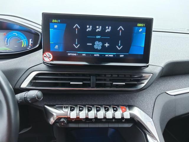 Peugeot 3008 image 1