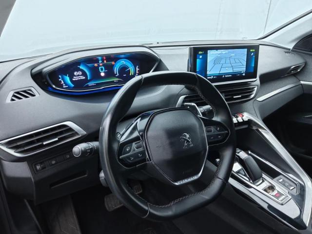 Peugeot 3008 image 3