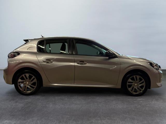 Peugeot 208 image 6