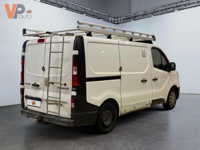 Renault Trafic image 8