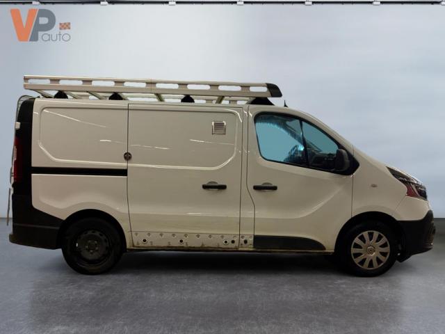 Renault Trafic image 1