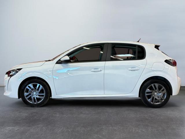 Peugeot 208 image 3