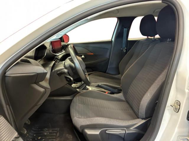 Peugeot 208 image 6