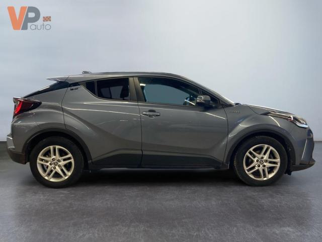 Toyota C-Hr image 8