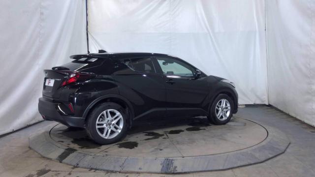 Toyota C-Hr image 4
