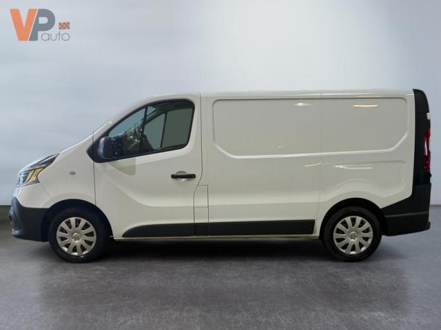 Renault Trafic image 8
