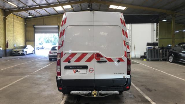 Renault Master image 1