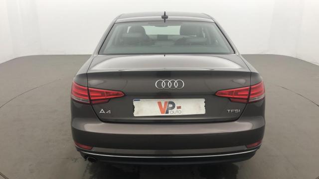Audi A4 image 2