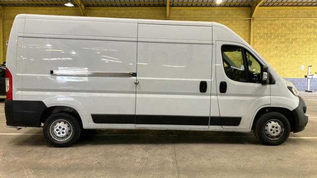 Peugeot Boxer image 3