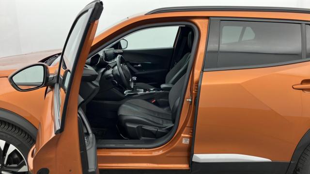 Peugeot 2008 image 7