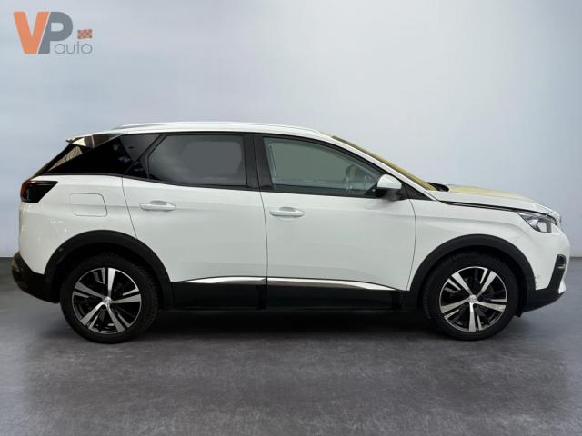 Peugeot 3008 image 2