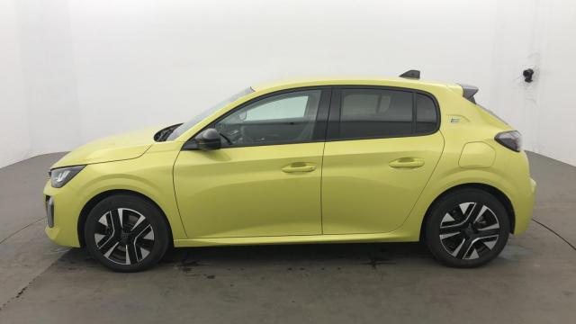 Peugeot 208 image 7