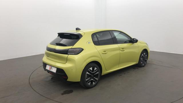 Peugeot 208 image 5