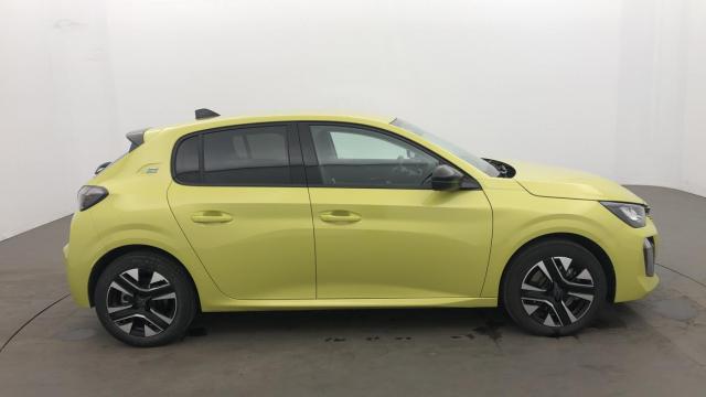 Peugeot 208 image 8