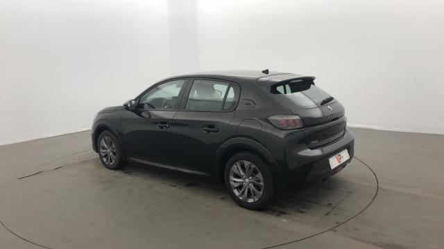 Peugeot 208 image 6
