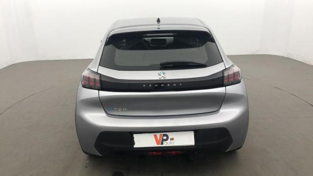 Peugeot 208 image 1