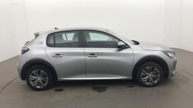 Peugeot 208 image 5