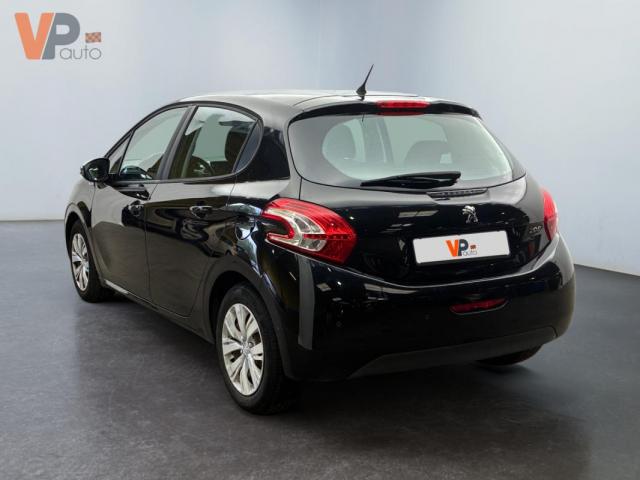 Peugeot 208 image 3