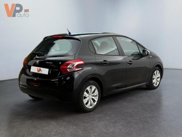 Peugeot 208 image 2