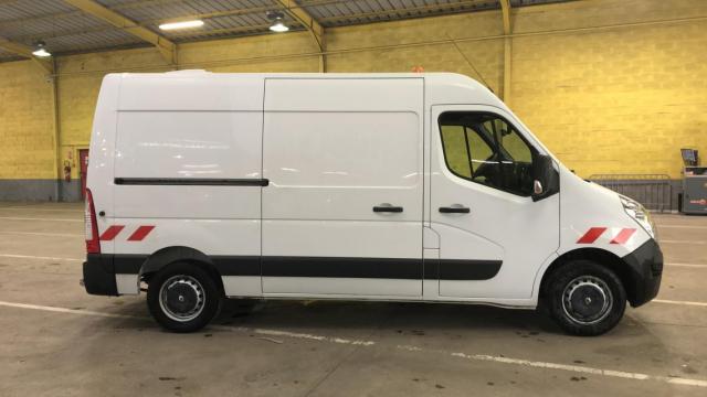 Renault Master image 3