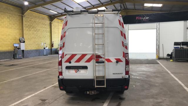 Renault Master image 2