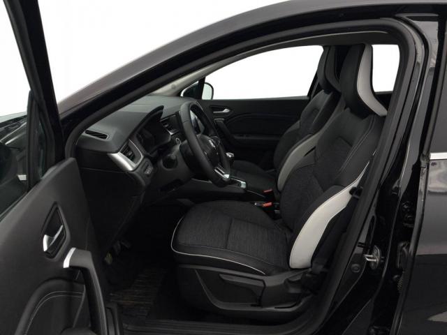 Renault Captur image 2