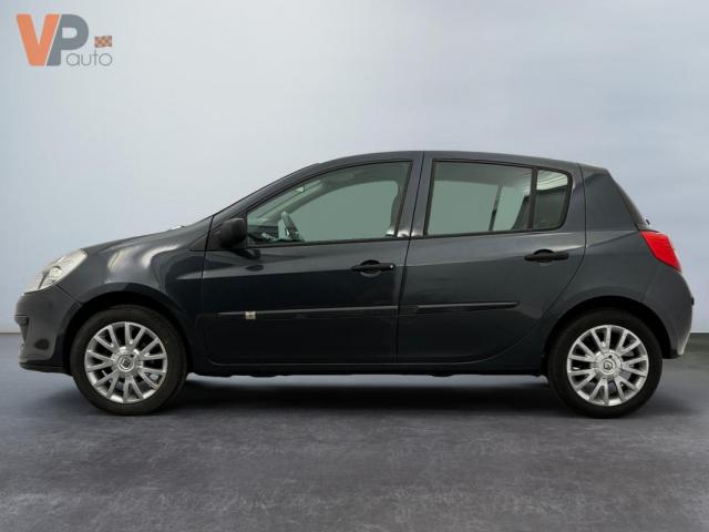 Renault Clio image 2