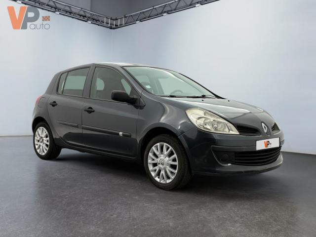 Renault Clio image 8