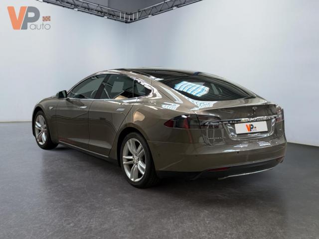 Tesla Model S image 4