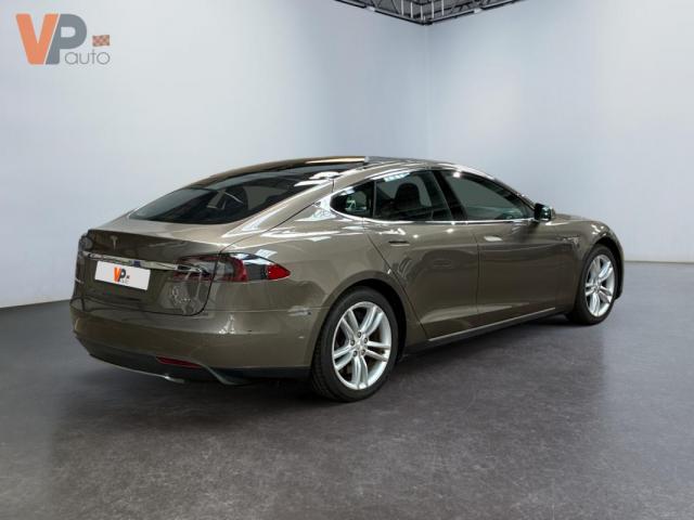 Tesla Model S image 6