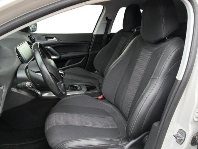 Peugeot 308 image 7