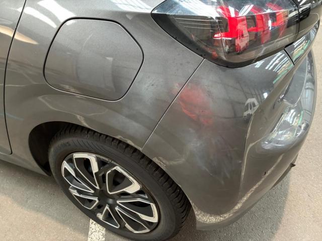 Peugeot 208 image 7