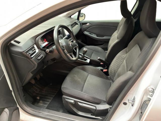 Renault Clio image 2