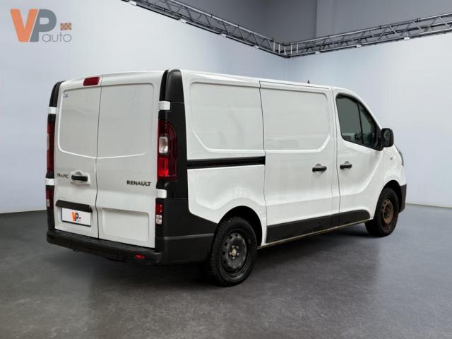 Renault Trafic image 4