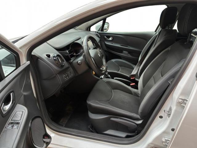 Renault Clio image 8