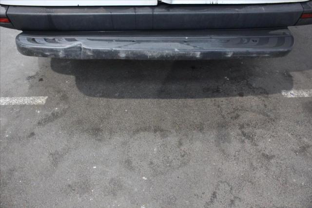 Mercedes Benz Sprinter image 3