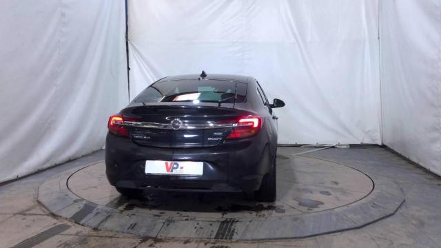 Opel Insignia image 1