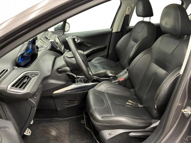Peugeot 2008 image 4