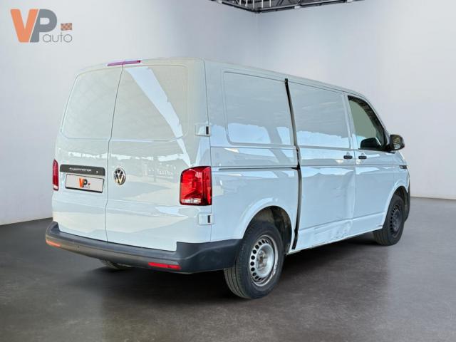 Volkswagen Transporter image 7