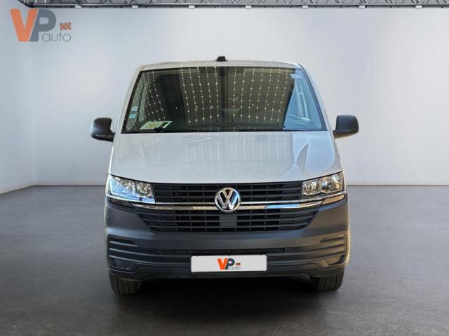Volkswagen Transporter image 2