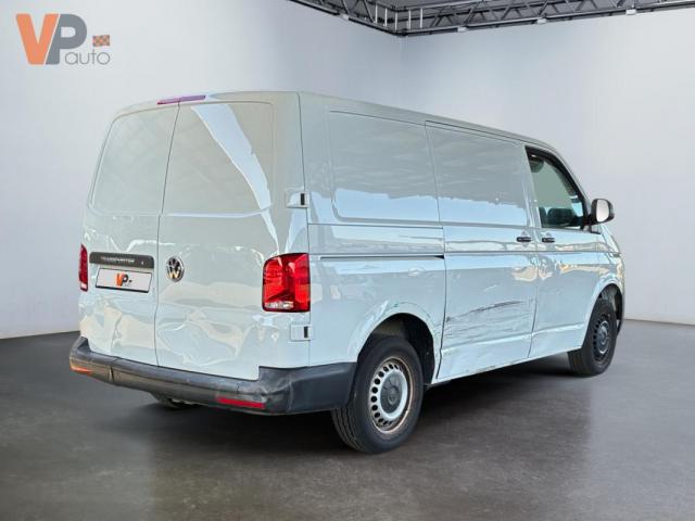 Volkswagen Transporter image 6