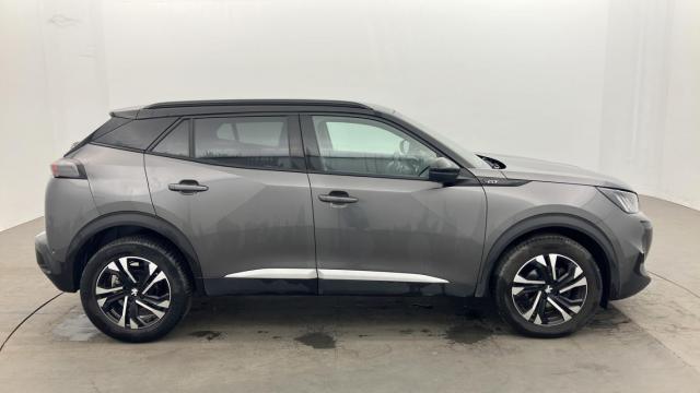 Peugeot 2008 image 3
