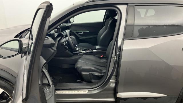Peugeot 2008 image 7
