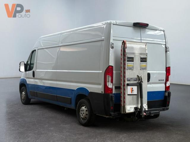 Peugeot Boxer image 1