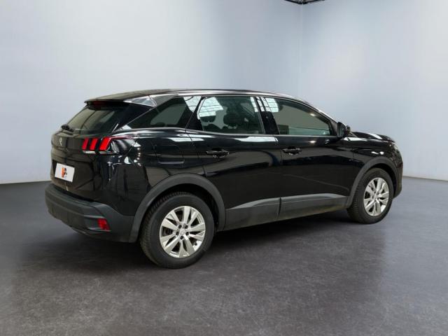 Peugeot 3008 image 2